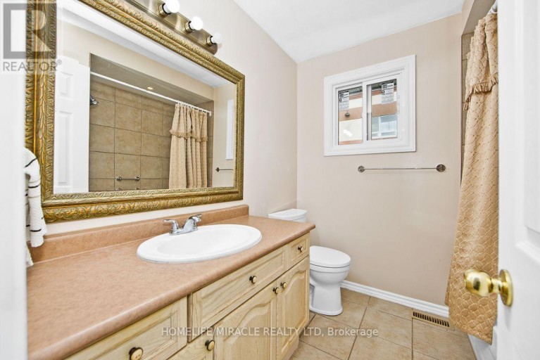 151 BAYVIEW DRIVE, Barrie (Allandale Heights), Ontario, L4N3P3