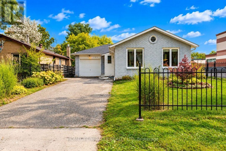 151 BAYVIEW DRIVE, Barrie (Allandale Heights), Ontario, L4N3P3