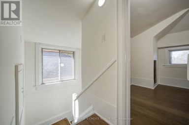 176 LONDON STREET S Hamilton (Delta) Ontario photo 36