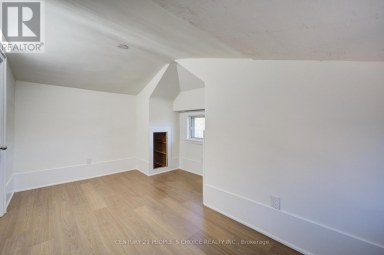 176 LONDON STREET S Hamilton (Delta) Ontario photo 40