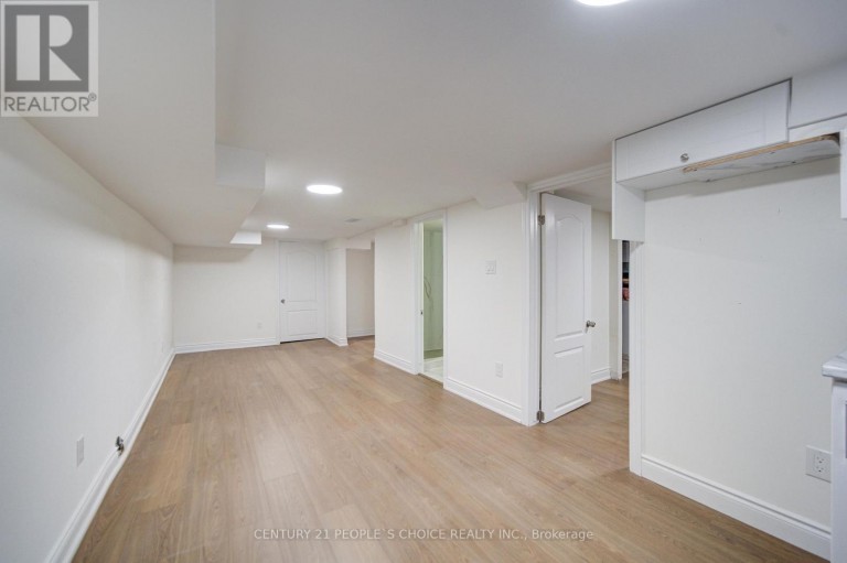 176 LONDON STREET S, Hamilton (Delta), Ontario, L8K2G9