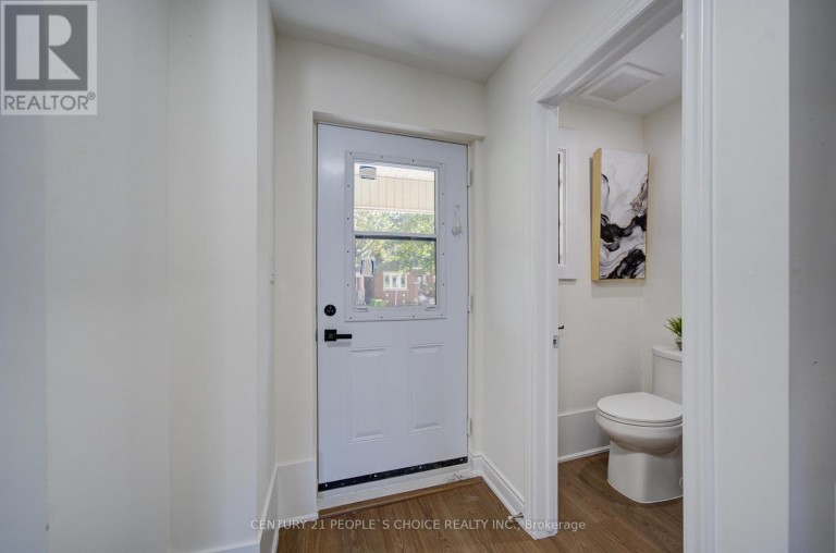 176 LONDON STREET S, Hamilton (Delta), Ontario, L8K2G9