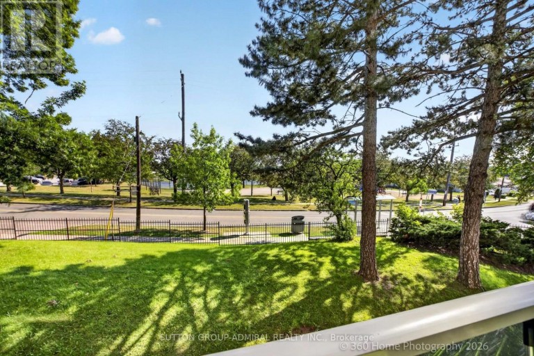 202 - 80 GRANDRAVINE DRIVE, Toronto (York University Heights), Ontario, M3J1B2