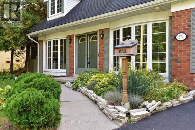 274 BELVENIA ROAD Burlington (Shoreacres) Ontario photo 4