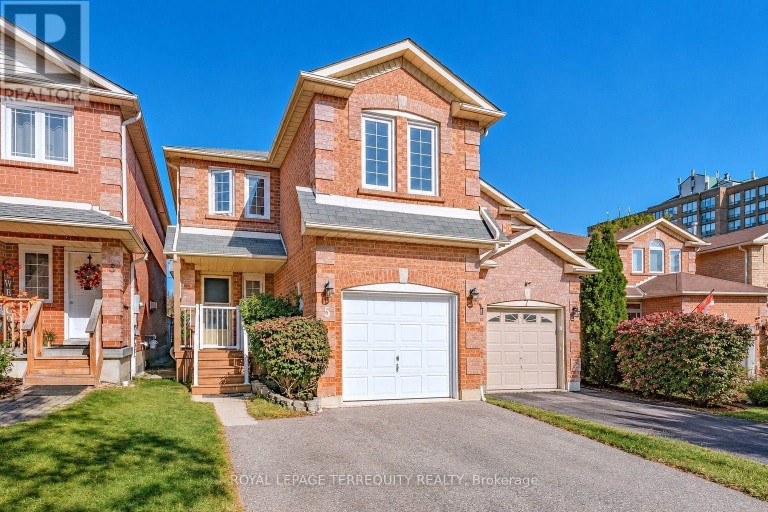 5 HEAVER DRIVE, Whitby (Pringle Creek), Ontario, L1N9K4