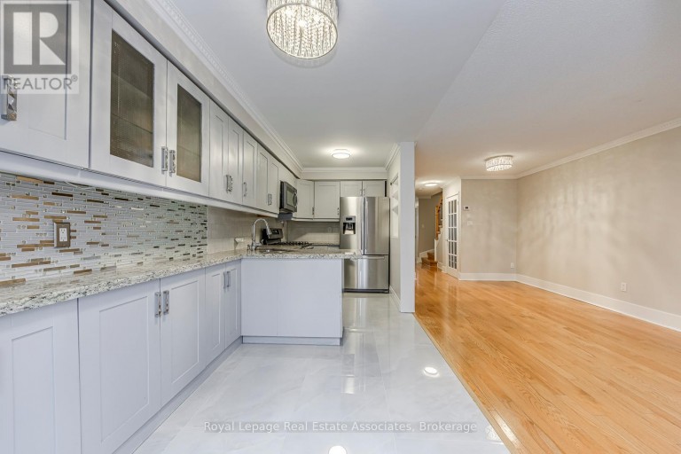 6978 LISANNE COURT, Mississauga (Lisgar), Ontario, L5N6Z7
