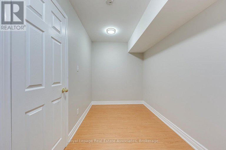 6978 LISANNE COURT, Mississauga (Lisgar), Ontario, L5N6Z7