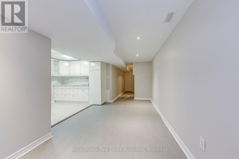 6978 LISANNE COURT, Mississauga (Lisgar), Ontario, L5N6Z7