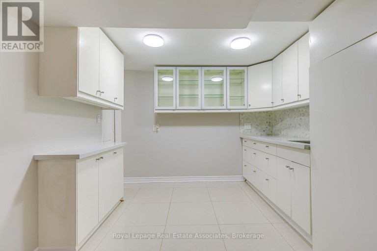 6978 LISANNE COURT, Mississauga (Lisgar), Ontario, L5N6Z7