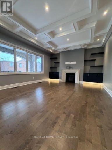 21 CASAVANT COURT, Vaughan (Patterson), Ontario, L6A5A5