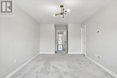 1053 JOB CRESCENT Milton (HA Harrison) Ontario photo 21