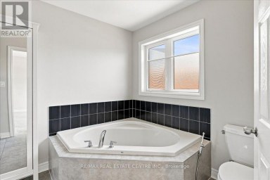 1053 JOB CRESCENT Milton (HA Harrison) Ontario photo 23