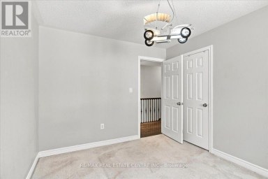 1053 JOB CRESCENT Milton (HA Harrison) Ontario photo 28