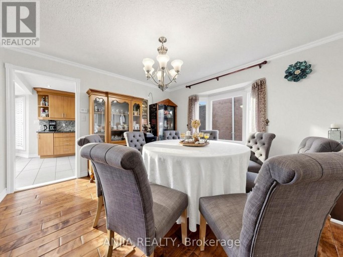 50 HOLLINGHAM ROAD, Markham (Unionville), Ontario, L3R7X4