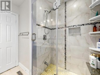 50 HOLLINGHAM ROAD Markham (Unionville) Ontario photo 30