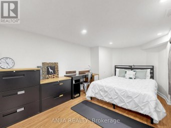 50 HOLLINGHAM ROAD Markham (Unionville) Ontario photo 37