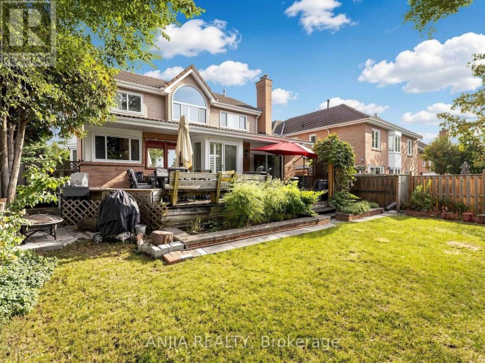 50 HOLLINGHAM ROAD, Markham (Unionville), Ontario, L3R7X4