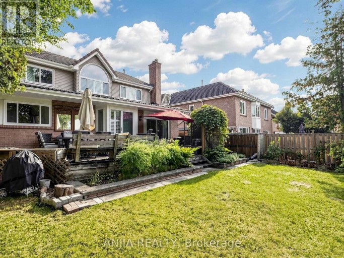 50 HOLLINGHAM ROAD, Markham (Unionville), Ontario, L3R7X4
