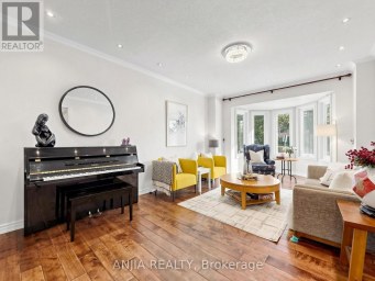 50 HOLLINGHAM ROAD Markham (Unionville) Ontario photo 5