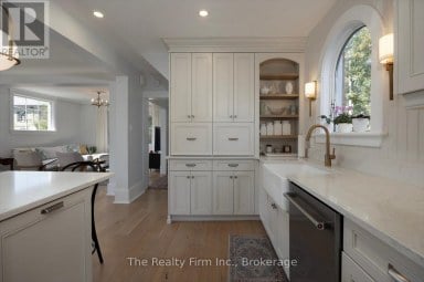 101 ST VINCENT STREET N Stratford Ontario photo 11