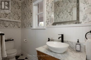 101 ST VINCENT STREET N Stratford Ontario photo 18