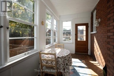 101 ST VINCENT STREET N Stratford Ontario photo 19