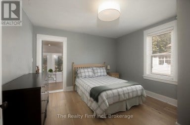 101 ST VINCENT STREET N Stratford Ontario photo 26