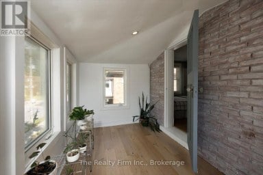 101 ST VINCENT STREET N Stratford Ontario photo 31