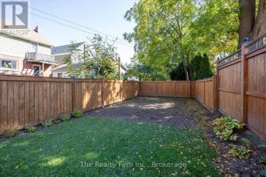 101 ST VINCENT STREET N Stratford Ontario photo 41