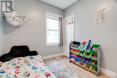1025 KING STREET London East (East M) Ontario photo 26