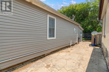 1025 KING STREET London East (East M) Ontario photo 29