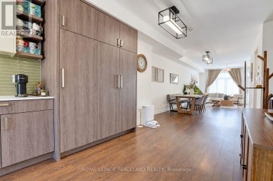 127 GREEN GARDENS BOULEVARD Toronto (Englemount-Lawrence) Ontario photo 12