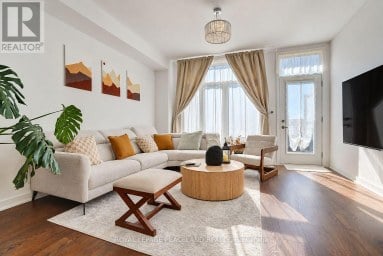 127 GREEN GARDENS BOULEVARD Toronto (Englemount-Lawrence) Ontario photo 19