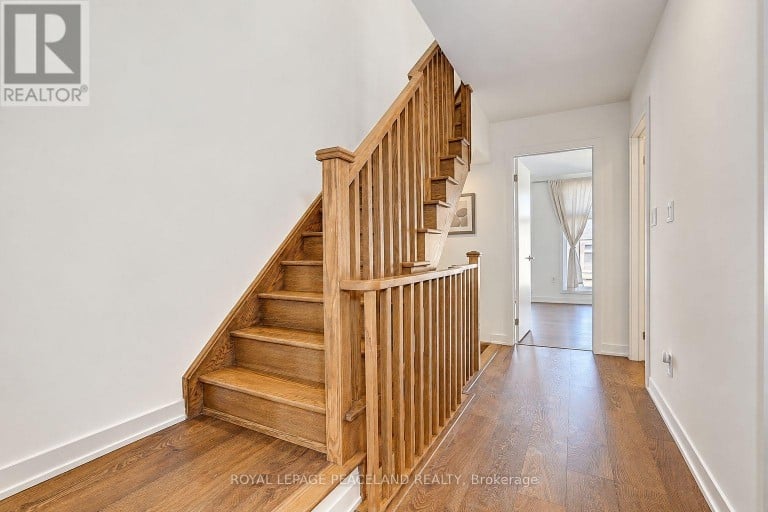127 GREEN GARDENS BOULEVARD, Toronto (Englemount-Lawrence), Ontario, M6A0E2
