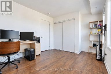 127 GREEN GARDENS BOULEVARD Toronto (Englemount-Lawrence) Ontario photo 44