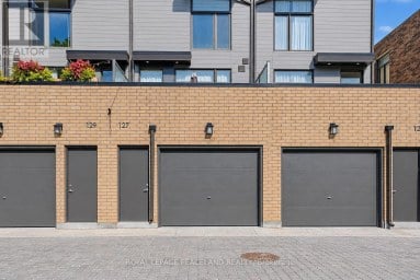 127 GREEN GARDENS BOULEVARD Toronto (Englemount-Lawrence) Ontario photo 48