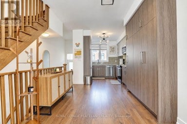 127 GREEN GARDENS BOULEVARD Toronto (Englemount-Lawrence) Ontario photo 5