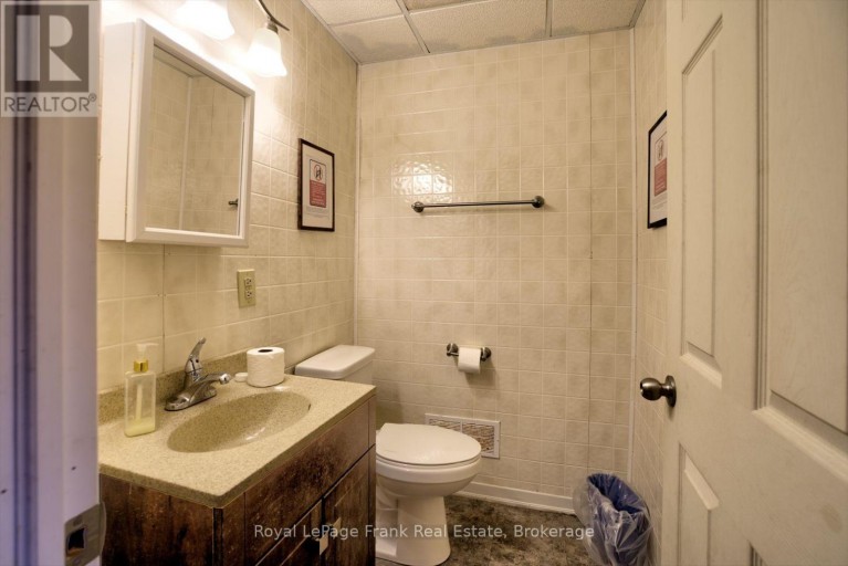 245 WEST DIAMOND LAKE ROAD, Hastings Highlands (Herschel Ward), Ontario, K0L1C0