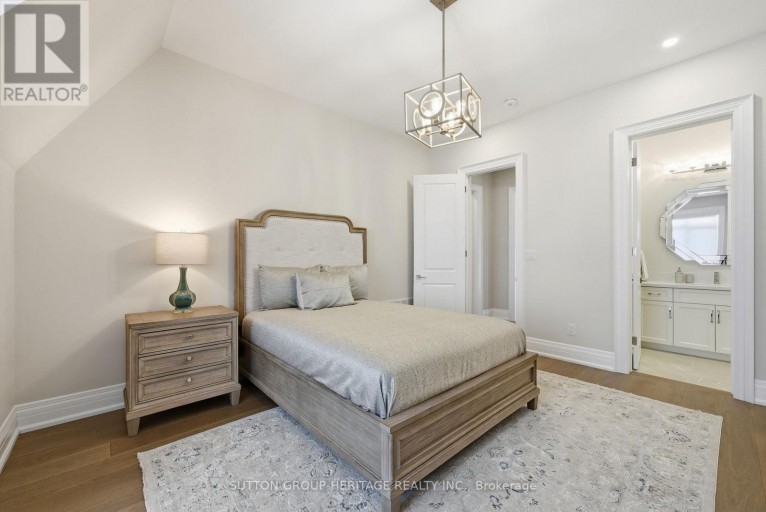 18 DEXSHIRE DRIVE, Ajax (Northeast Ajax), Ontario, L1Z0T8