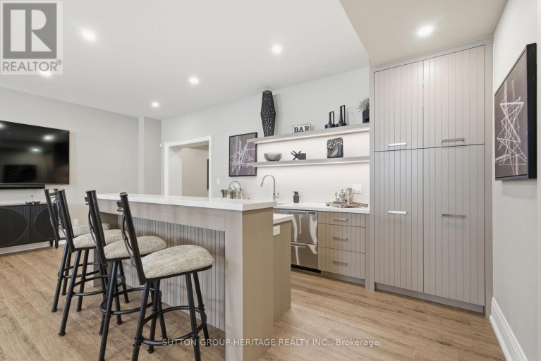 18 DEXSHIRE DRIVE, Ajax (Northeast Ajax), Ontario, L1Z0T8