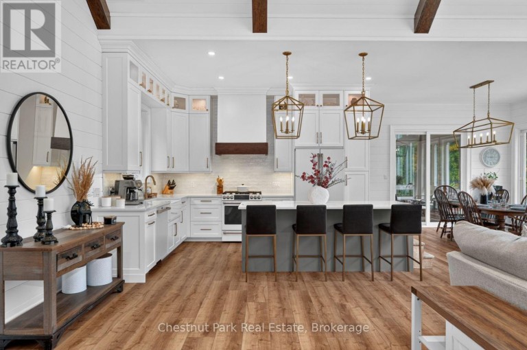 1204 CHARLIE THOMPSON ROAD, Lake of Bays (Franklin), Ontario, P0A1H0