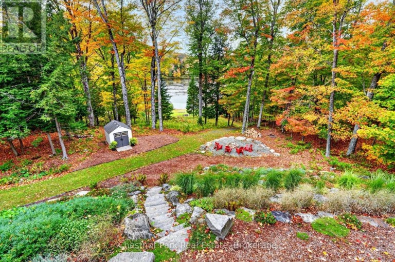 1204 CHARLIE THOMPSON ROAD, Lake of Bays (Franklin), Ontario, P0A1H0