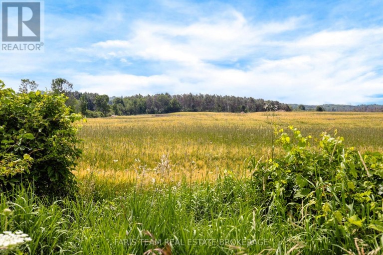1499 TAY POINT ROAD, Penetanguishene, Ontario, L9M2C8