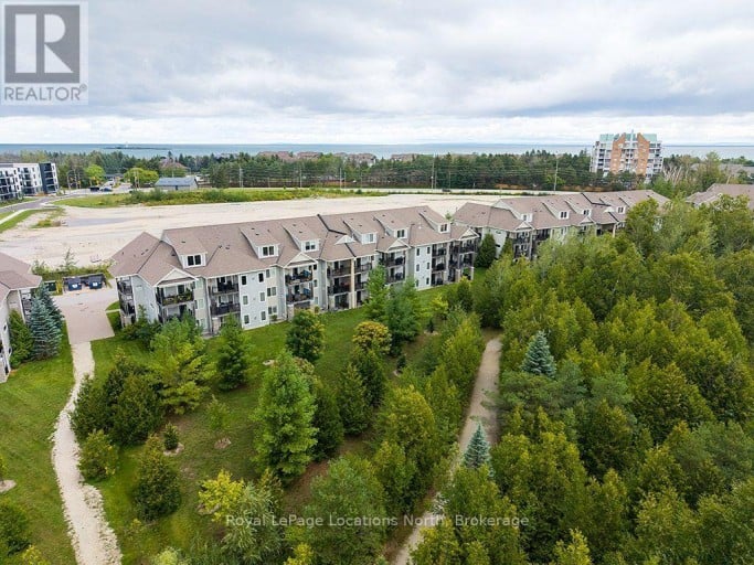 303 - 8 BRANDY LANE DRIVE, Collingwood, Ontario, L9Y0X4