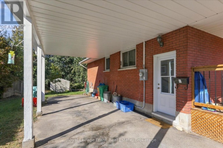 230 EUCLID AVENUE, Peterborough (Ashburnham Ward 4), Ontario, K9H1M4