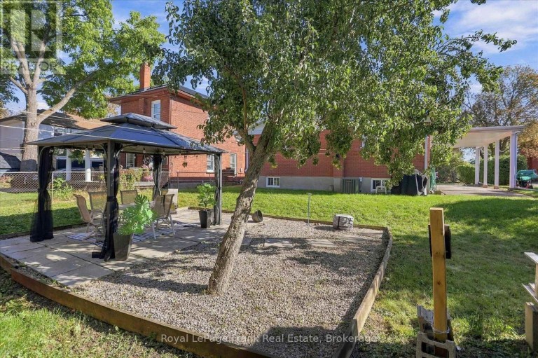 230 EUCLID AVENUE, Peterborough (Ashburnham Ward 4), Ontario, K9H1M4