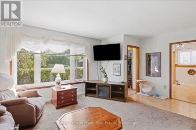 230 EUCLID AVENUE Peterborough (Ashburnham Ward 4) Ontario photo 5