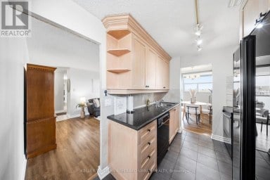 1401 - 2130 WESTON ROAD Toronto (Weston) Ontario photo 14