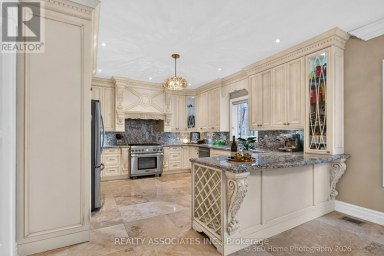 128 COALBROOK COURT Vaughan (East Woodbridge) Ontario photo 1