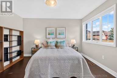128 COALBROOK COURT Vaughan (East Woodbridge) Ontario photo 12